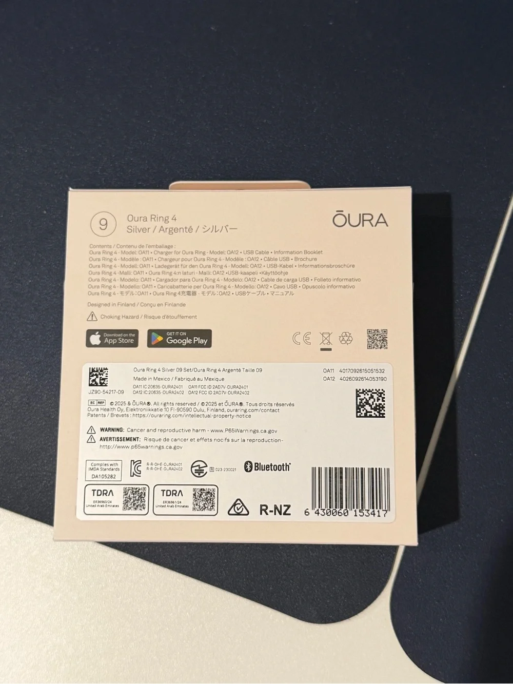 Oura Ring 4 Smart Ring - Silver size 9